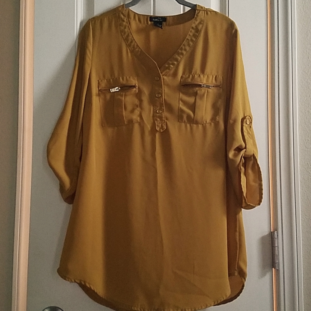 3/4 sleeve mustard with gold accents